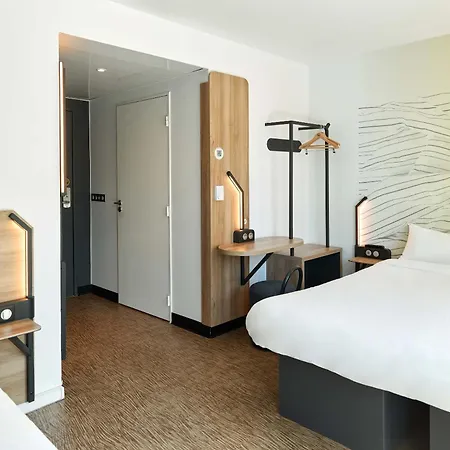 B&B Hotel Champigny-Sur-Marne Hotel 3*