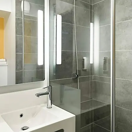 B&B HOTEL Champigny-sur-Marne Hotel